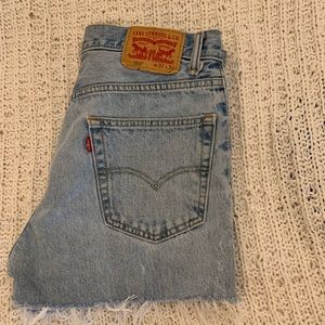 vintage Levi’s shorts